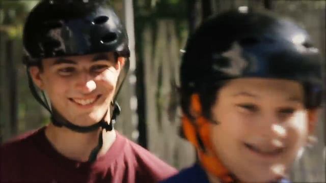 Универсальные ролики на любую обувь - Razor Jetts. Новинка 2016 года - ролики на кроссовки! смотреть онлайн