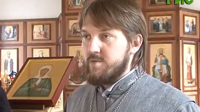 В старейший храм в честь Казанской иконы Божией Матери привезли мощи Матроны Московской смотреть онлайн