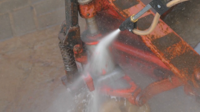 Пескоструйная насадка для моек высокого давления (гидропескоструйная насадка)