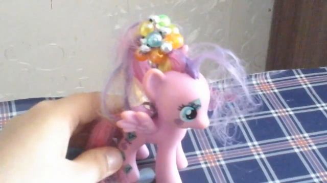 Как далжна выглядить прическа хвостик (не обычный хвостик. ) смотреть онлайн