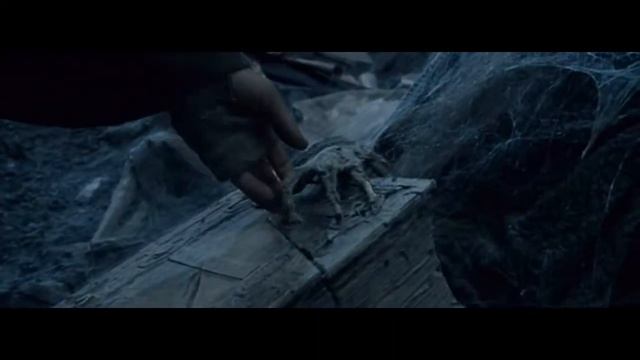 Подземный город коротышек. Пендальф читает книгу гномов.Властелин колец Братва и кольцо. смотреть онлайн