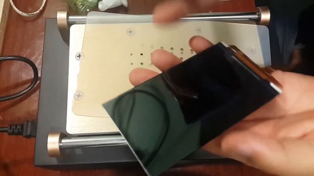 Пробная очистка рабочего дисплея от клея! смотреть онлайн