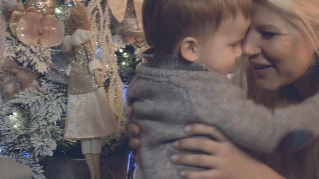 В гостях у Евы Голдберг . Рождество смотреть онлайн