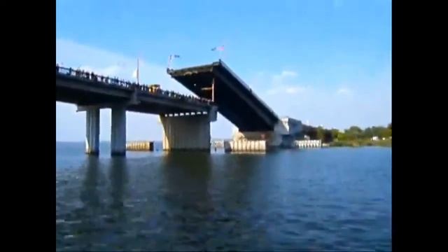 #Turism. Разводной мост в действии. смотреть онлайн
