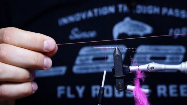 Изготовление мухи Mini Leech.