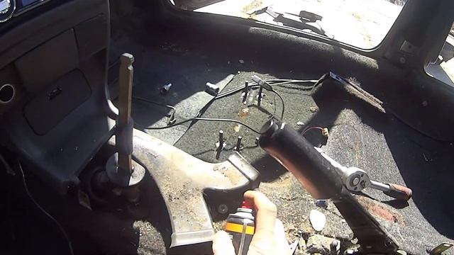 Виброизоляция Ваз Своими руками??? Часть 1 Разобрал салон смотреть онлайн