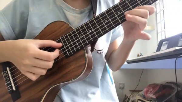 Rylynn - Andy McKee - Fingerstyle Guitalele Cover - Standard Tuning - Tabs Available