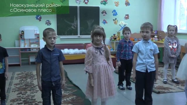 Новогодние подарки детям смотреть онлайн