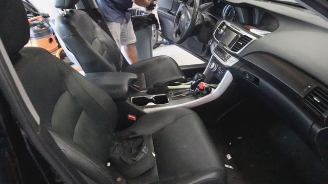 FIRST DETAIL EVER ON A BLACK HONDA ACCORD - Great Transformation смотреть онлайн