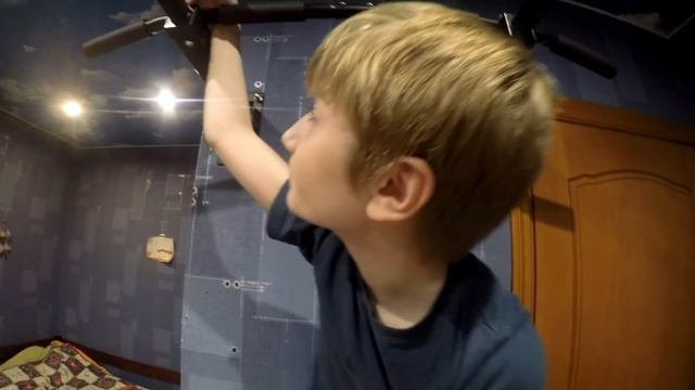 Лайфхак Вешаем турник Продуктовые покупки смотреть онлайн