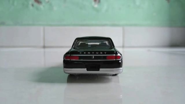 Tomica 114 - Toyota Century Review смотреть онлайн