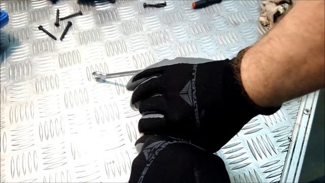 Замена ротора болгарки 230 DeWALT D28414 дуга на щетках, sparking on brushes, rotor replacement смотреть онлайн