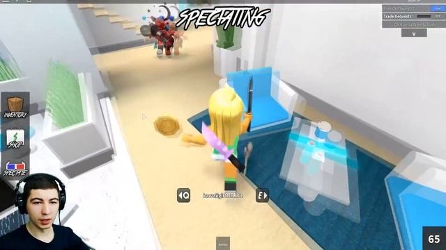 Смайл Фредди РАЗДАЕТ РОБУКСЫ в Murder Mystery 2 ( Roblox ) | Нарезка со Стрима смотреть онлайн
