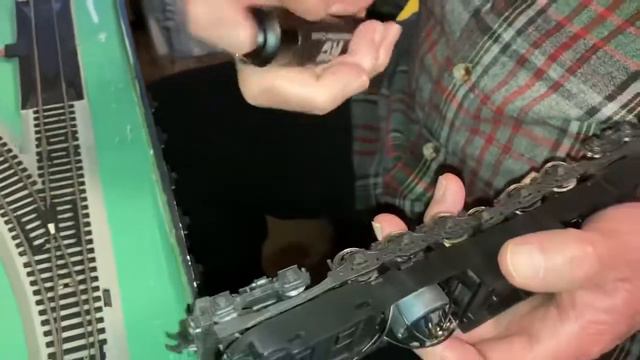 Unboxing Rivarossi HO AMERICAN RAILROADS CENTENNIAL Celebration GG1 Electric, Service Tips (Ep. 68) смотреть онлайн