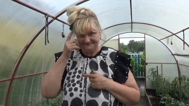 В поселке гуляет баба Фрося смотреть онлайн