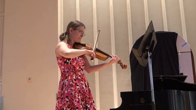 Catherine Sliva plays J. S. Bach, Cello Suite No. 6 in D Major, Sarabande live смотреть онлайн