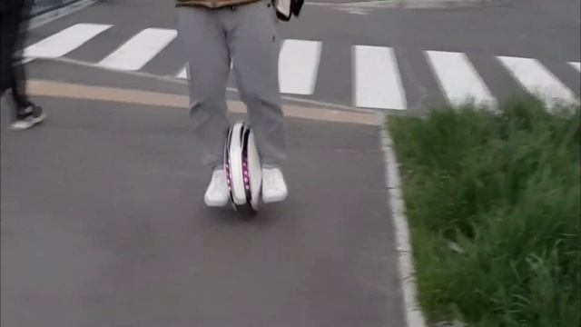 Моноколесо Ninebot one A1 смотреть онлайн
