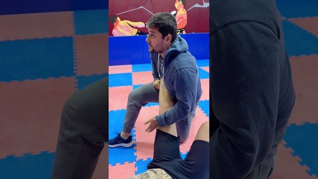 Прием, проход в ноги. Один из элементов что мы учимся делать на тренировках смотреть онлайн