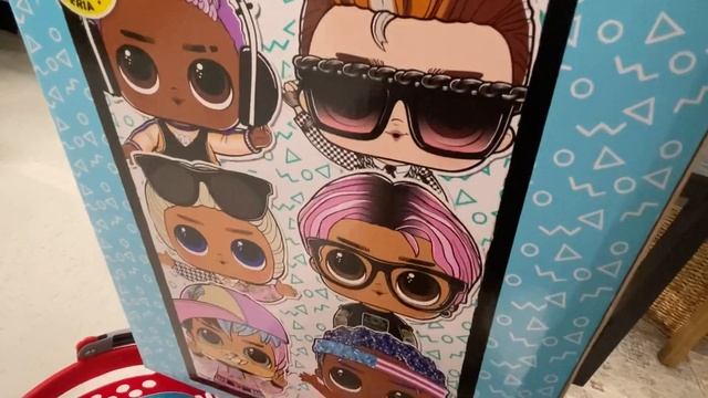 Toy Hunting LOL Surprise Boys Series 4 Rainbow High Kia Hart New Years 2021 смотреть онлайн