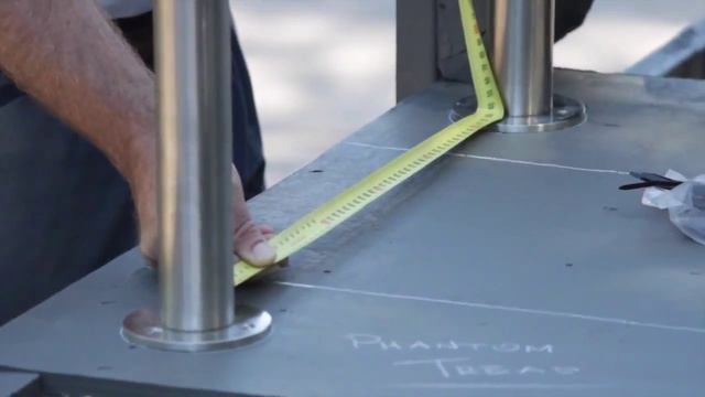 RS Ограждение деревянной лестницы без заполнения смотреть онлайн