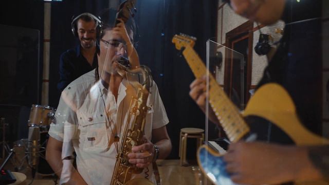 Balkan Dance Andrew Moreno Quartet смотреть онлайн