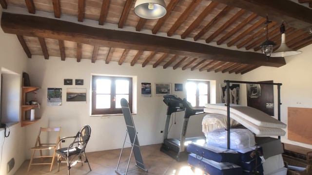 Martinozza Di Sotto, Umbria, Italy. Italian Property Virtual Tours. Fabulous Guesthouse.
