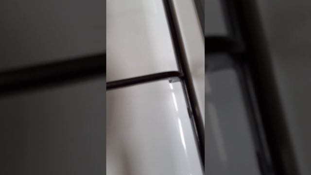 cuisinière, nettoyer avec éponge de chez action vue sur la chaîne guigui Ytb смотреть онлайн