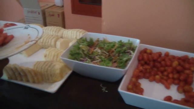 Завтрак в отеле Crown Pattaya beach смотреть онлайн