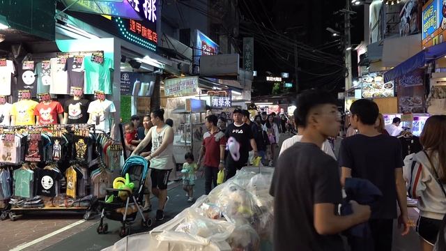 Taichung Taiwan 4K.  Second Largest City In Taiwan. Better Than Taipei?