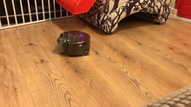 Dyson 360 Eye Robot Vacuum Cleaner смотреть онлайн