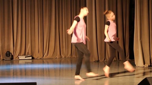 Танец-дуэт на песню Маша Badda Boo Улетаю