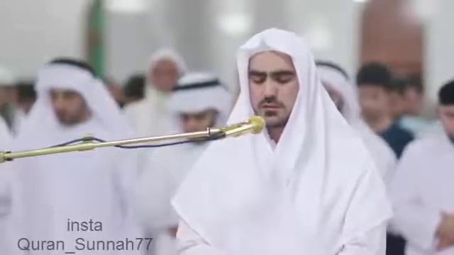 Вот это голос: Красивая читание Корана смотреть онлайн