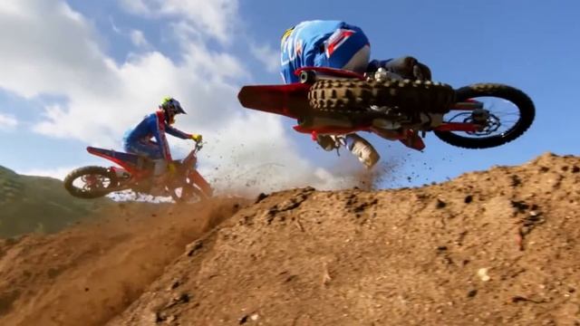 Red Bull Straight Rhythm Remix смотреть онлайн