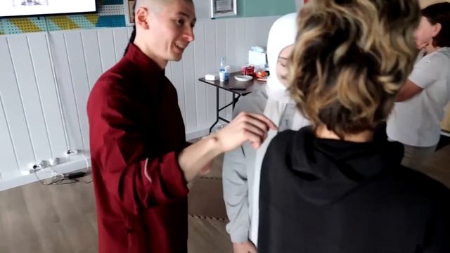 Перцепция и пальпация грудной клетки (практика) смотреть онлайн