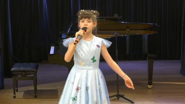 Наталья Могутина - Blue Skies (Irving Berlin) смотреть онлайн