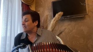 « И не бывает слишком поздно для любви ». Людмила Киселёва .