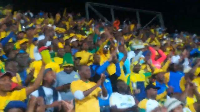 Mamelodi Sundowns 11 - 1 Cote d'Or (Fans Chanting For Affonso) смотреть онлайн