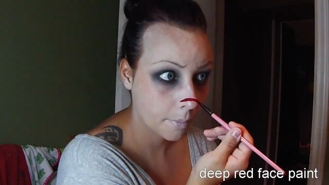 Halloween Series 2017: New Pennywise Clown from IT Makeup Tutorial (Super Easy) смотреть онлайн