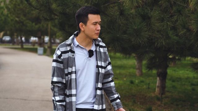 Интервью с преподавателем по курсу PRO DESIGN | Советы для начинающих дизайнеров. #PROWEB смотреть онлайн