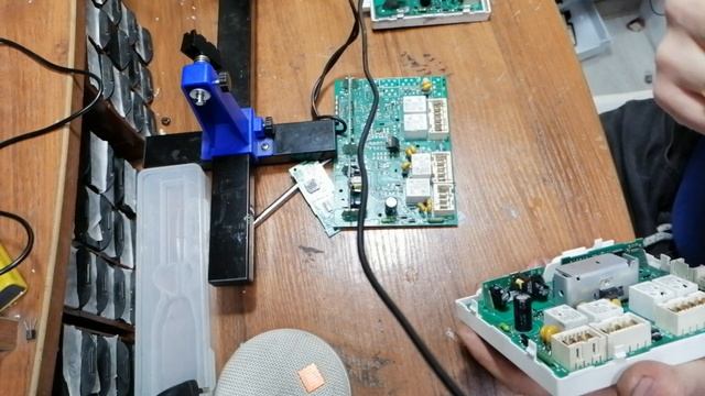 Как проверить микроконтроллер (процессор) на модуле Аркадия Indesit - Ariston. смотреть онлайн