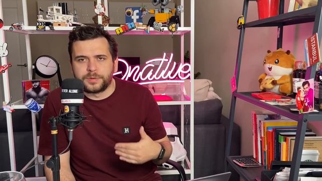 31.05 Rotam: Культ синей аватарки в TikTok и как растут профили в Instagram смотреть онлайн