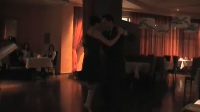 Andrija i Mirjana - Libertango (Grace Jones) - Tango смотреть онлайн