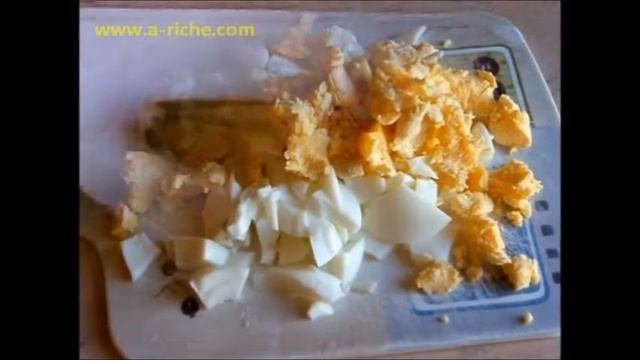 Помидоры фаршированные горбушей / Tomates farcies au thon .wmv смотреть онлайн