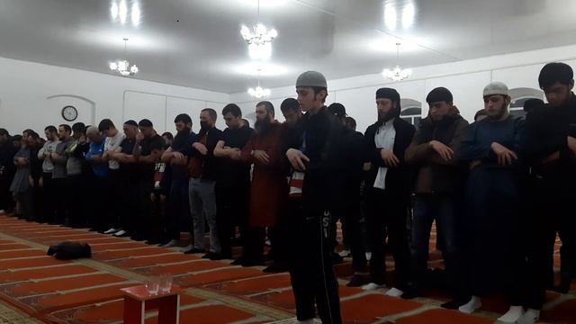 Мухаммад Хамкуев намаз таравих 1 18,04,2021 смотреть онлайн
