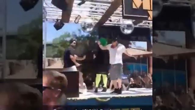 Channing Tatum Dancing in Magic Mike party part 1 смотреть онлайн