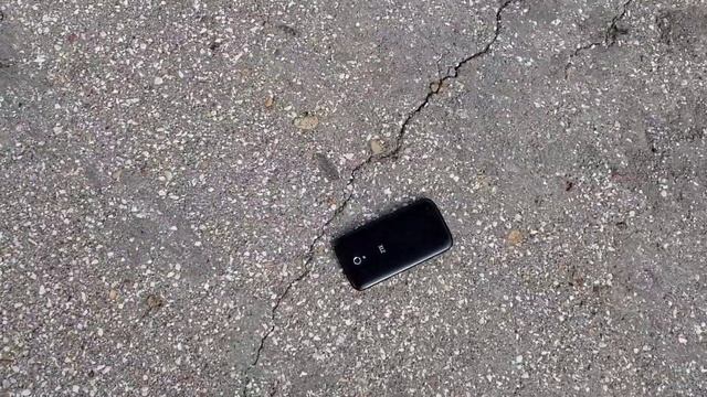 ZTE Drop Test смотреть онлайн