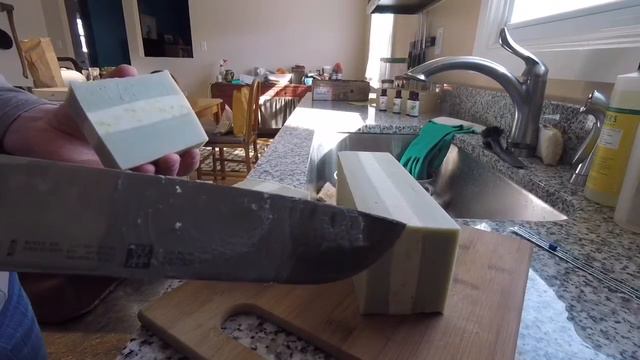 Avocado, Coconut Milk & Lime Soap Plus a New Project смотреть онлайн