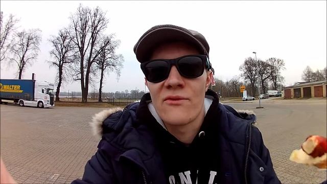 Про свиные сосиски в Германии смотреть онлайн