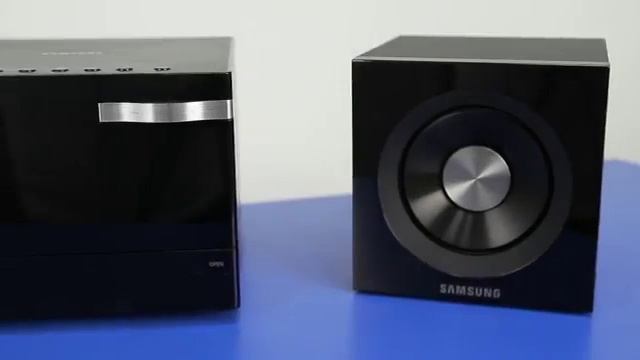Обзор музыкальных центров Samsung MM-D320, MM-D330D