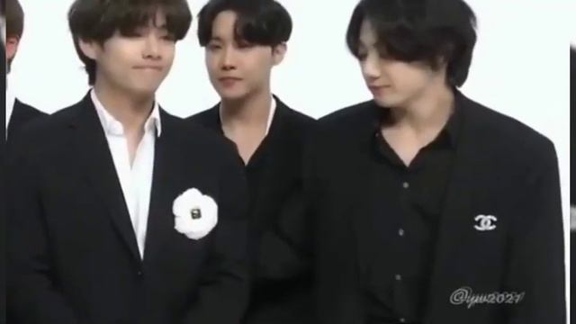 Taekook on New Years Eve Live ( Song : Keane - Somewhere Only We Know ) смотреть онлайн